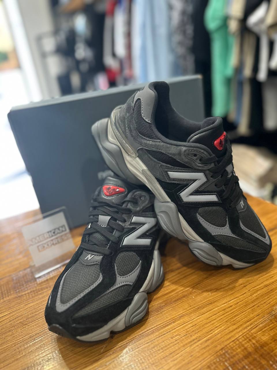 NEW BALANCE 9060