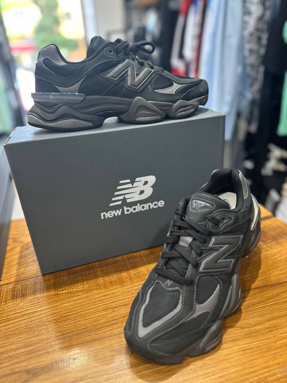 NEW BALANCE 9060