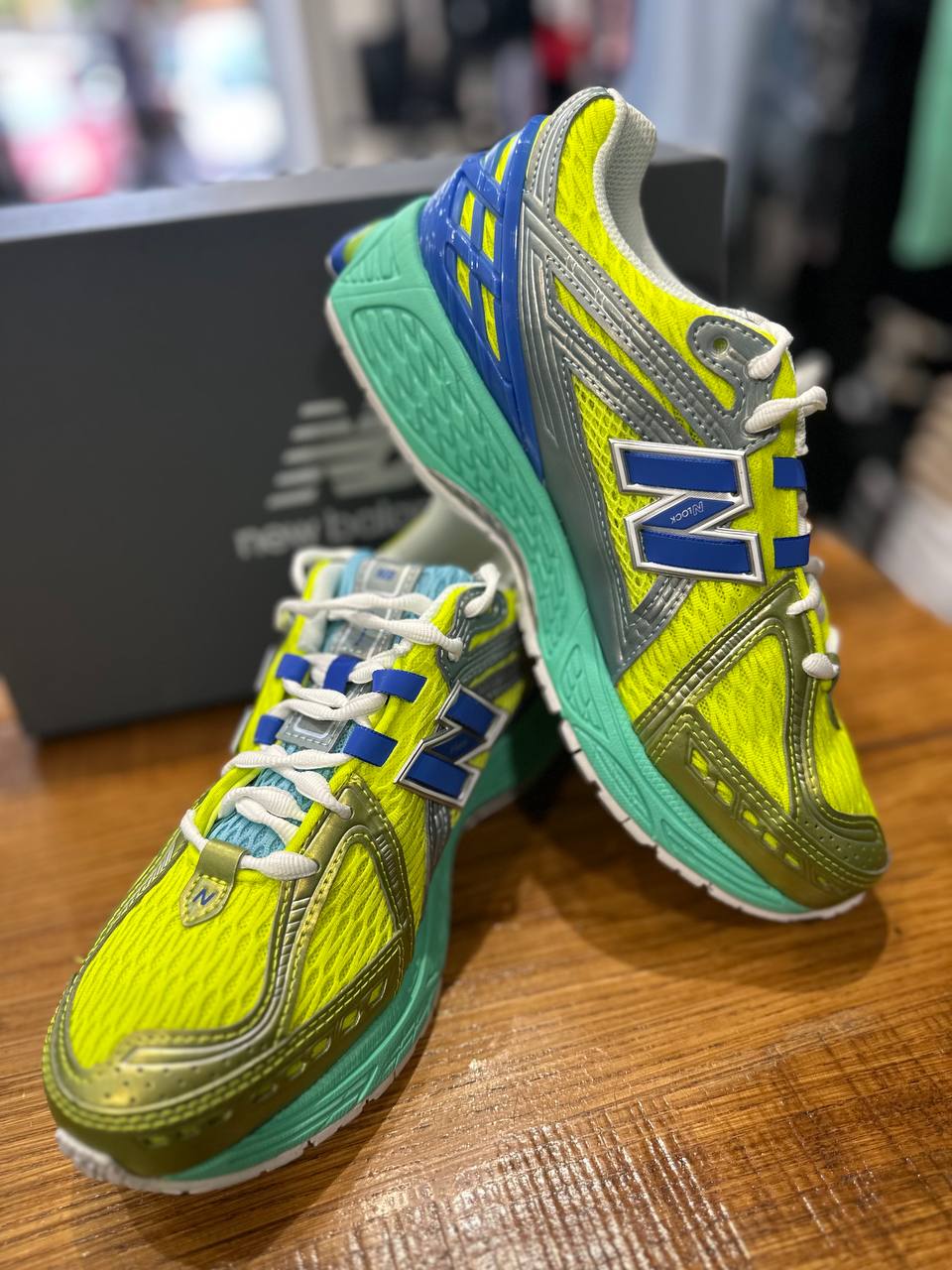 NEW BALANCE 1906