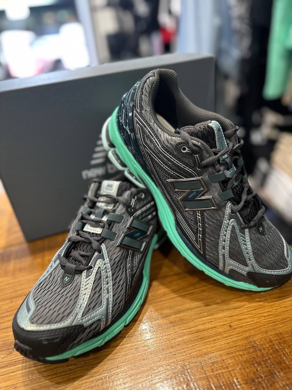 NEW BALANCE 1906