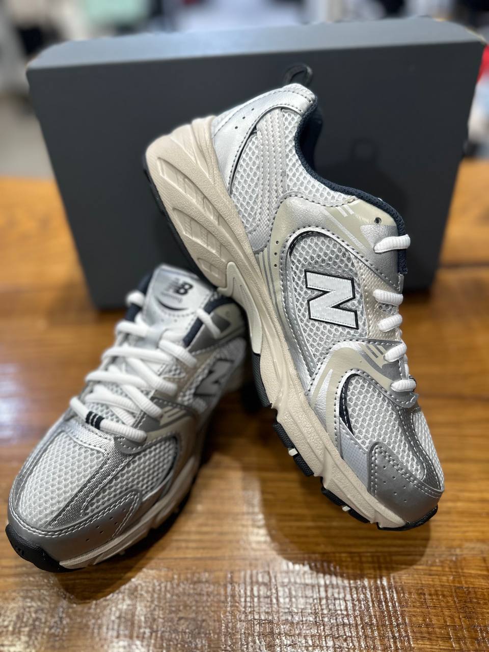 NEW BALANCE 530
