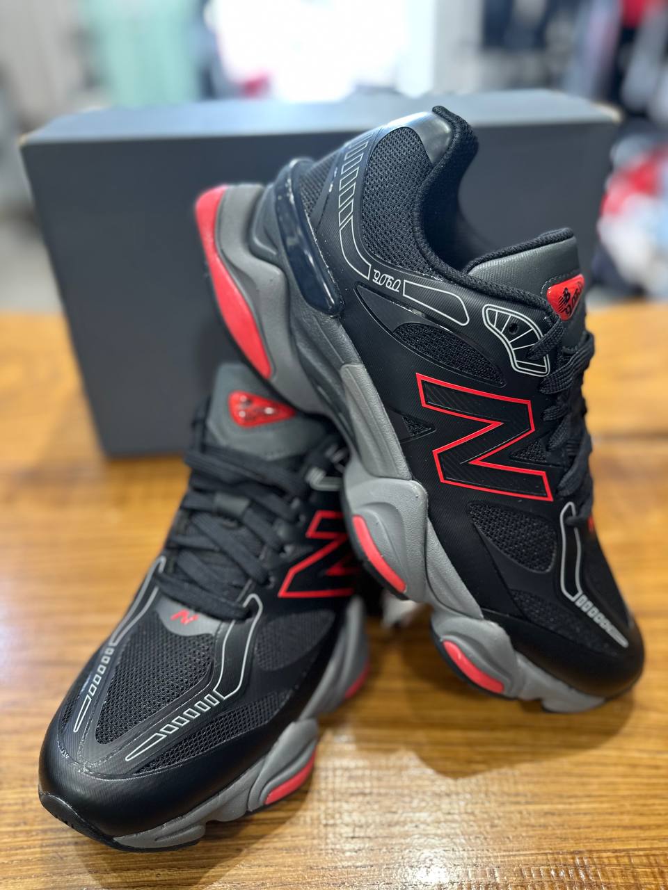 NEW BALANCE 9060