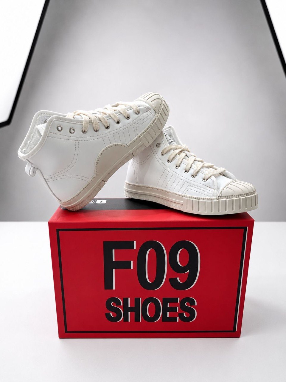Scarpe F09