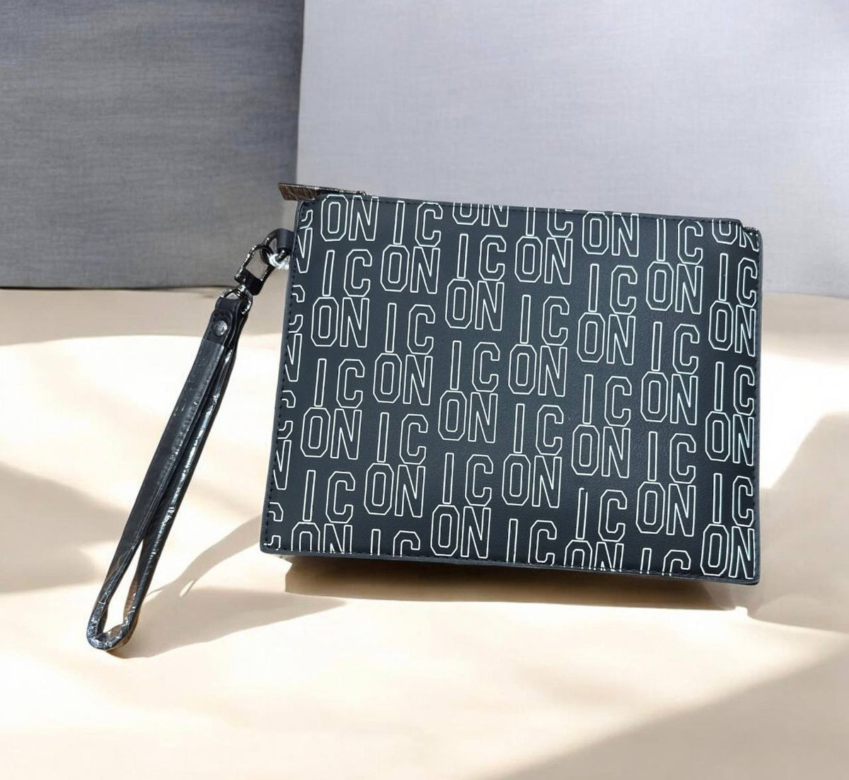 POCHETTE ICON