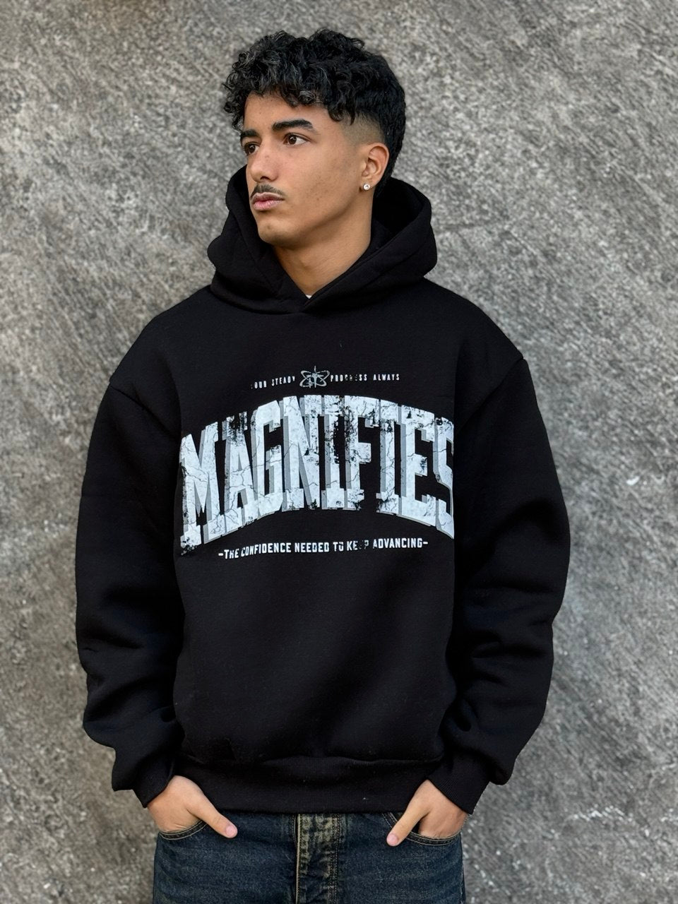 Hoodie-MAGNIFIES