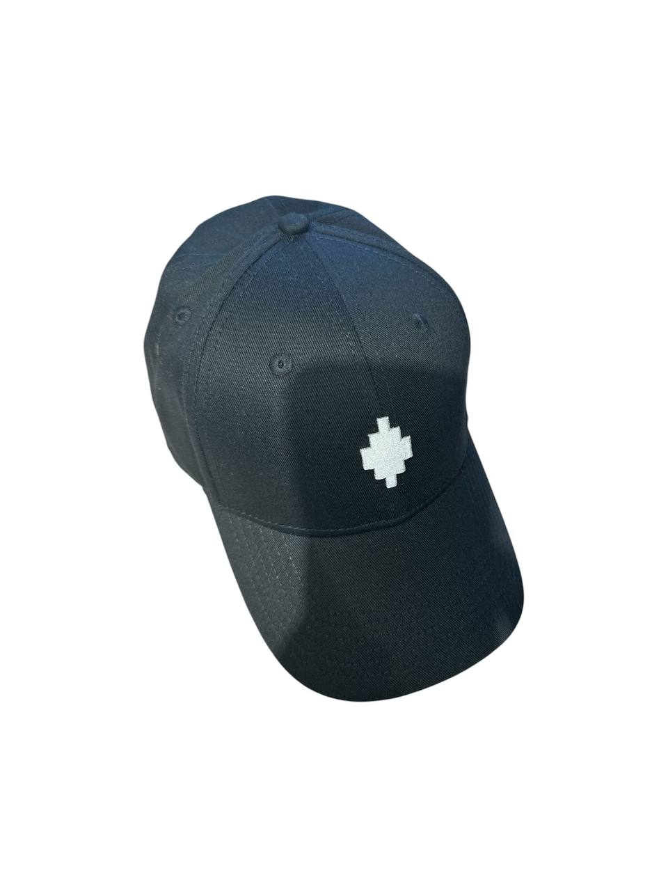 Cappello MARCELO BURLON (country of milan )