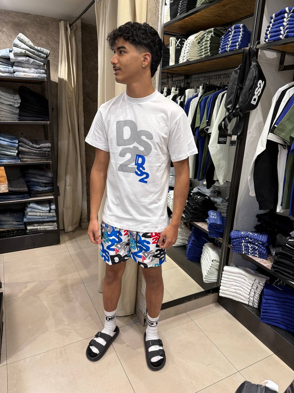 Set t-shit + costume DS2