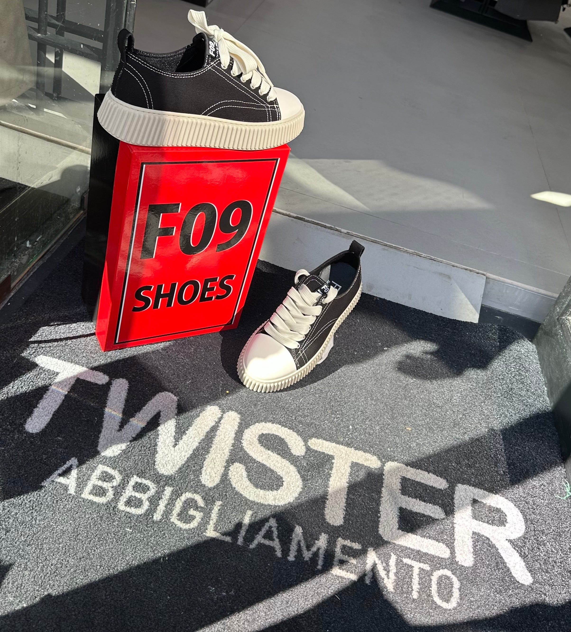 Scarpe F09